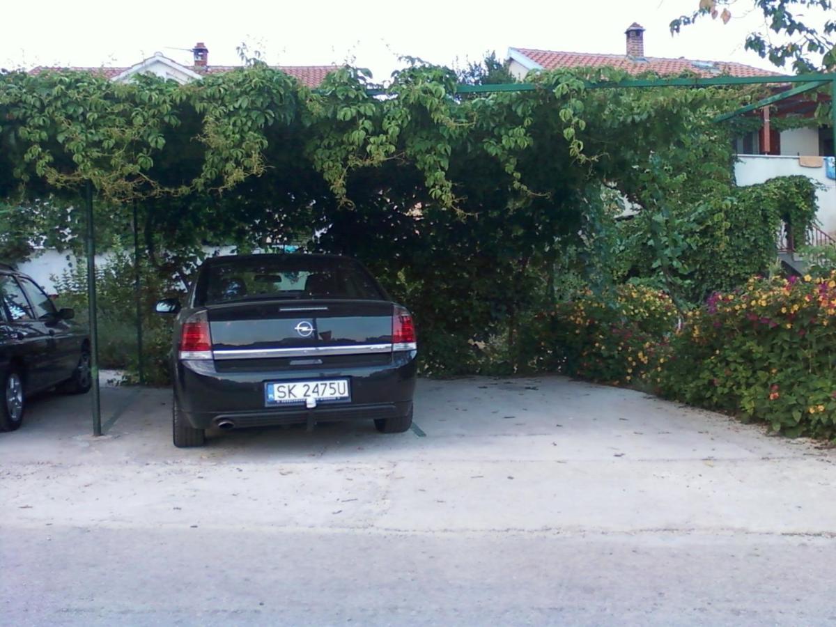 Apartments Tamara ซูโกชัน ภายนอก รูปภาพ