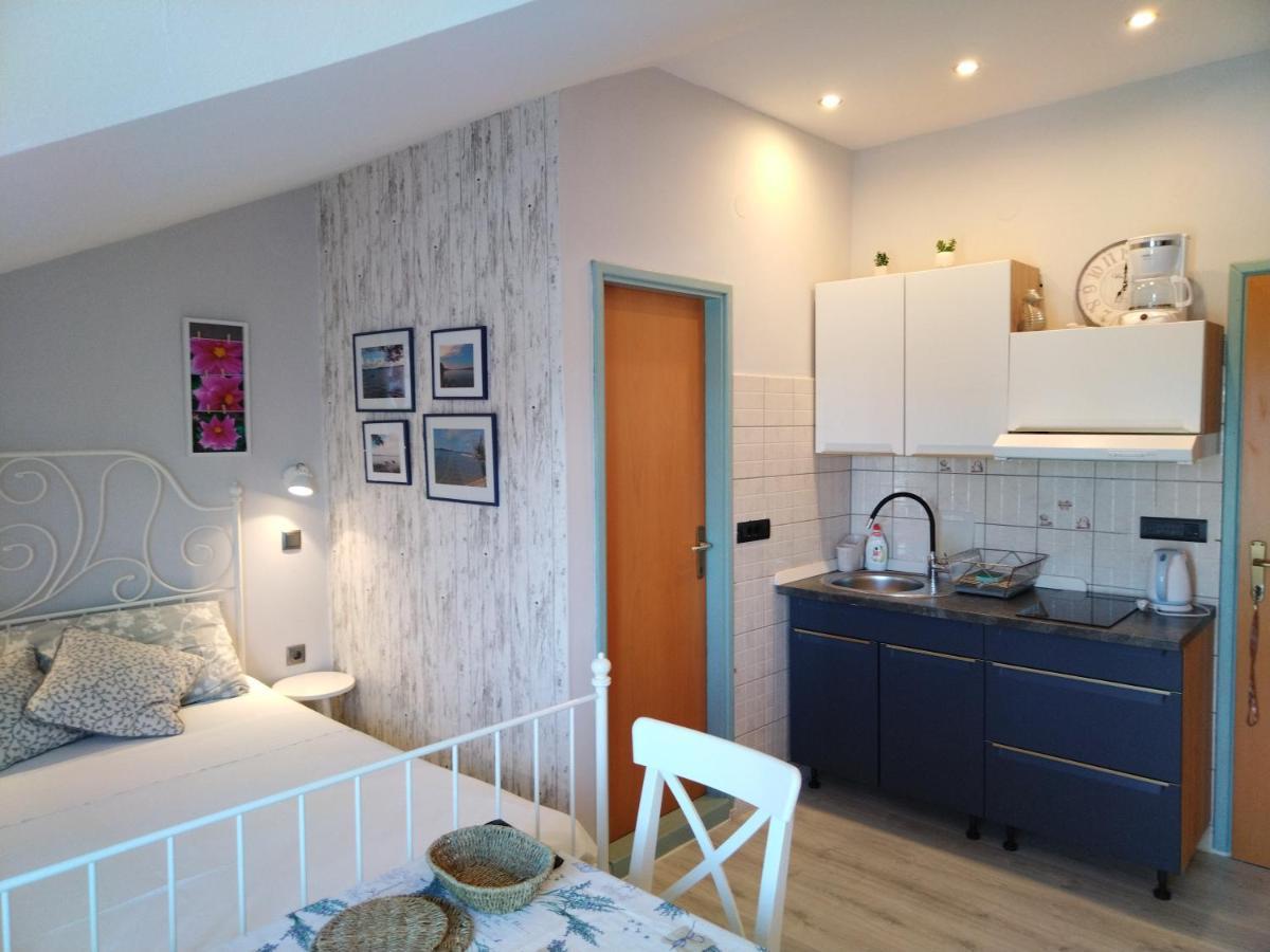 Apartments Tamara ซูโกชัน ภายนอก รูปภาพ