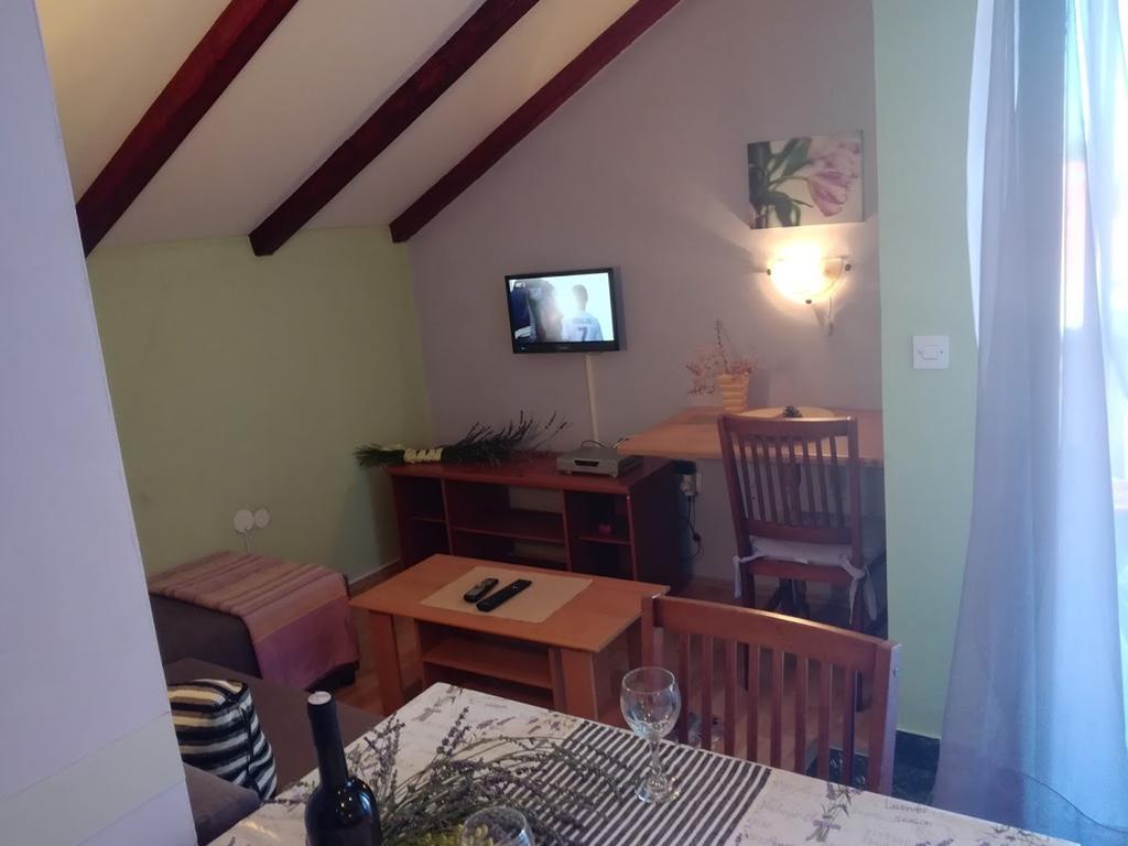 Apartments Tamara ซูโกชัน ภายนอก รูปภาพ