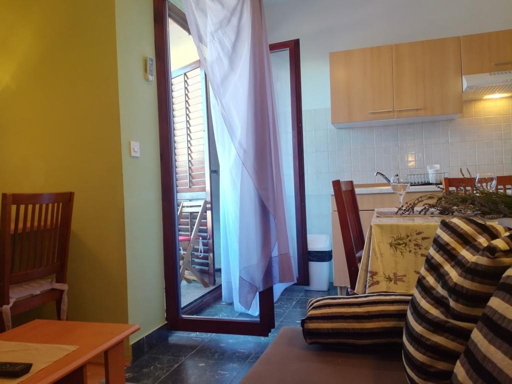 Apartments Tamara ซูโกชัน ภายนอก รูปภาพ