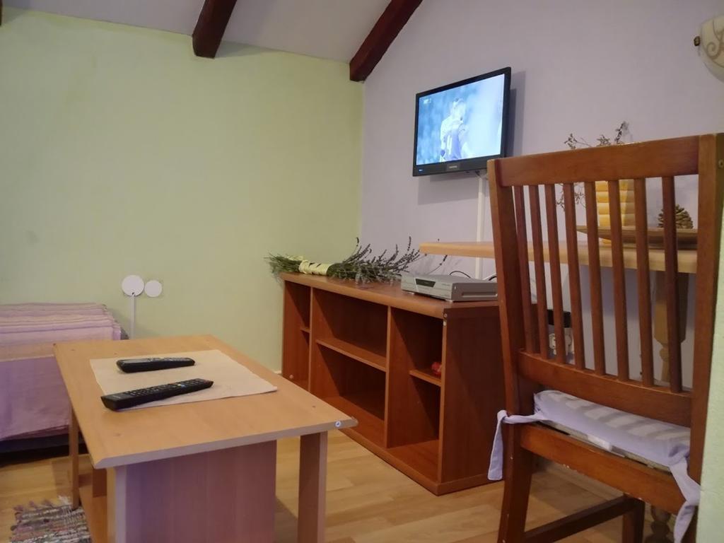 Apartments Tamara ซูโกชัน ภายนอก รูปภาพ